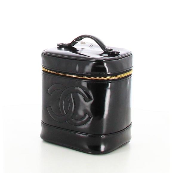 1996 Vanity Case Bag Chanel Black Patent Leather - Picture 2 of 5
